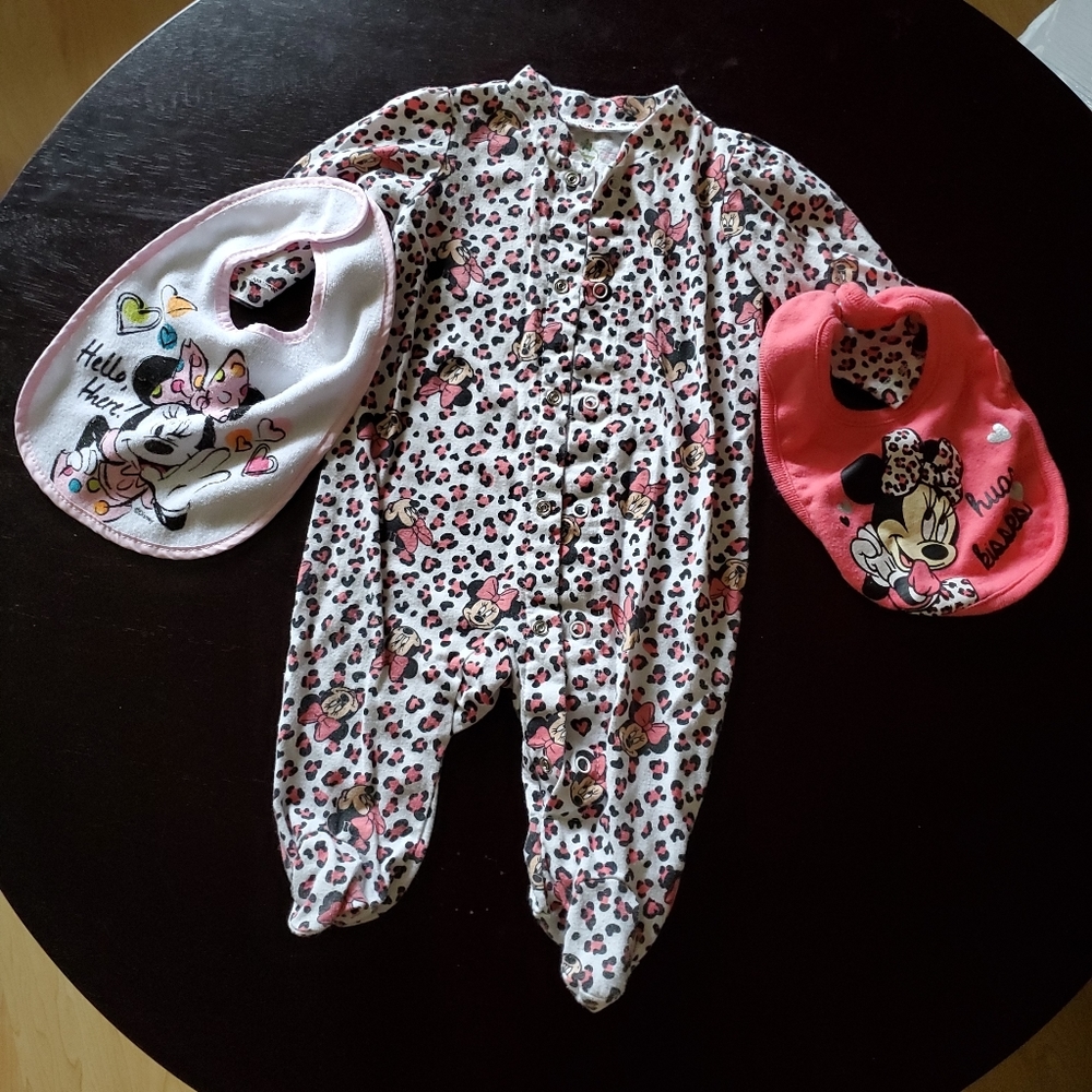 Minnie Mouse 0-3 Month Bundle